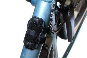 Bear-Hug-Mount-mountain-gravel-road-bike-cycle-cycling-water-hydration-cage-bottle-grip-strap-staps-flex-tube-adjustable-compatible-universal-holder
