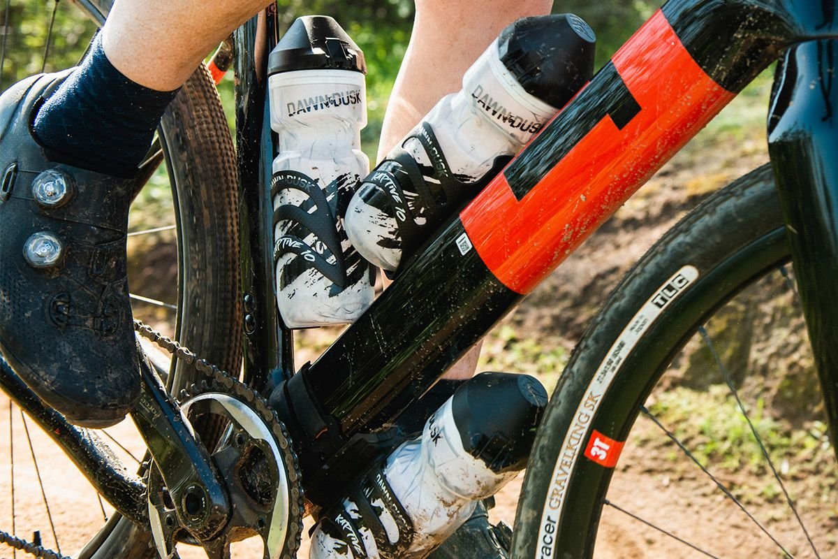 Water bottle cage for gravel bikes Kaptive 10 Dawn To Dusk